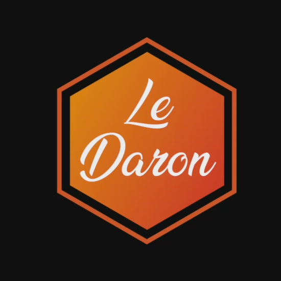 Vidéo de présentation des casquettes du Daron